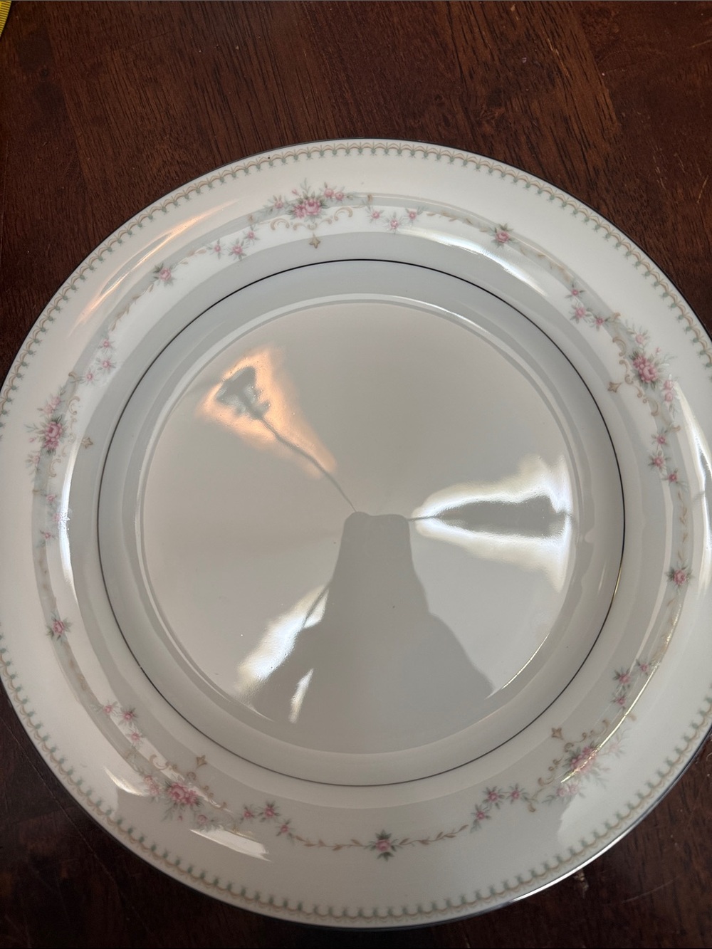 Noritake White Dinner Plate with Pink Floral Garland and Silver Trim a set of 4